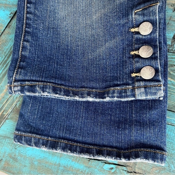 Y2K Vintage Playboy Denim Capris Button Detail Casual Denim Cropped Distressed - Picture 12 of 14